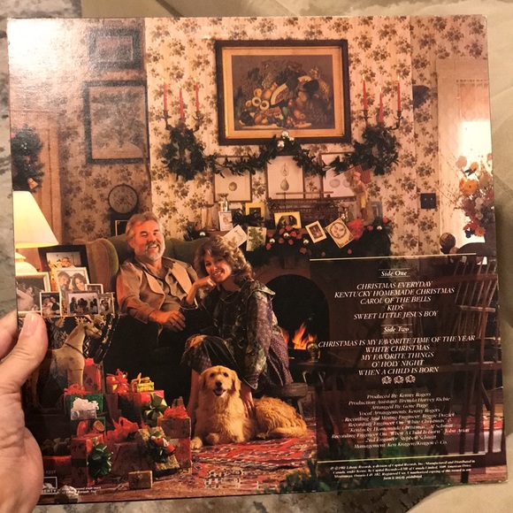 3/$30 Vintage Kenny Rogers Christmas Album 1981 - Picture 2 of 4